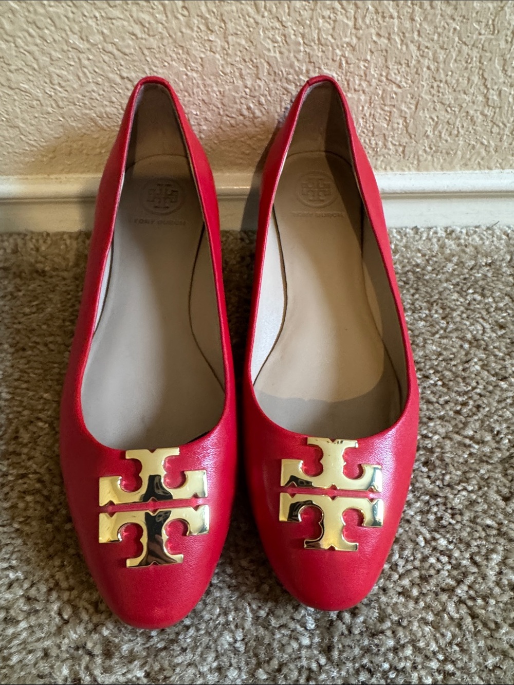 Tory Burch Red Leather Logo Ballet Flats with Gold Emblem size 36